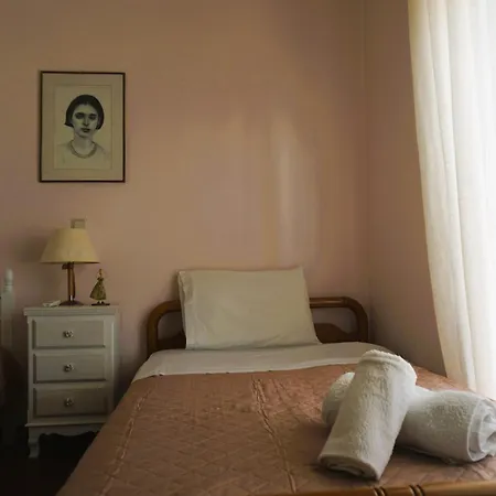 Sunny Apartmens Niki Anatolikos Sinikismos Appartamento Kalamata