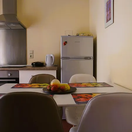 Apartment Sunny Apartmens Niki Anatolikos Sinikismos Kalamata